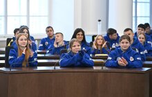 Фото 8: До Львівської мерії завітали понад 130 юних талановитих українців, які не були вдома від початку повномасштабної війни