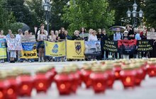 Фото 12: У Львові вшанували памʼять жертв теракту в Оленівці