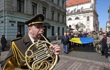 Фото 4: Львів відзначив 35-ту річницю підняття українського прапора над міською Ратушею (фото/відео)