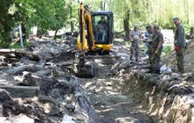 Фото 2: На Пагорбі Слави розпочали роботи з ексгумації радянських військових поховань: перші знахідки (відео)