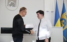 Фото 7: Обдаровані львівські школярі отримали по 30 тисяч гривень