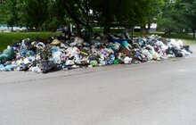Фото 59: У місті 265 майданчиків, де ситуація з вивезенням сміття критична 