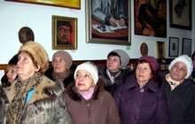 Фото 3: Львів’яни похилого віку побували на екскурсії в «Шевченківській кімнаті»