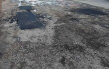 Фото 5: На вихідних комунальні служби проводили ямковий ремонт: використали 72,6 тонн асфальту