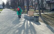 Фото 28: Комунальні служби дезінфікують місто: миють вулиці, тротуари, зупинки транспорту, сходові клітки будинків
