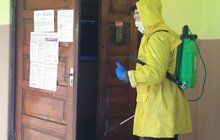 Фото 30: Комунальні служби Львова проводять миття та дезінфекцію в місті