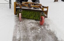 Фото 8: Усі комунальні служби залучені до прибирання міста від снігу