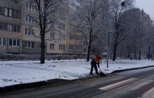 Фото 9: Впродовж дня снігоприбиральна техніка працюватиме в робочому режимі