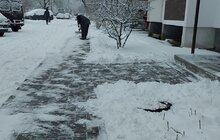 Фото 104: Минулої ночі в місті працювало 95 одиниць техніки, для посипання доріг використано 492 м3 піскосуміші