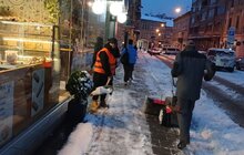 Фото 10: Комунальна техніка і двірники працюють на вулицях міста