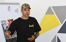 Фото 3: Перший урок у школах Львова проводили ветерани, волонтери та громадські активісти (відео)