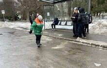 Фото 6: Сьогодні вночі для посипання доріг і тротуарів від ожеледиці використали 277 м³ піскосуміші і солі