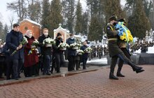 Фото 26: На Личакові вшанували пам’ять Героїв Небесної Сотні