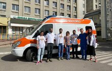 Фото 6: Міській дитячій лікарні Львова подарували реанімобіль