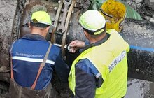 Фото 12: На вул. Патона ремонтні бригади замінили ділянку аварійної каналізаційної мережі