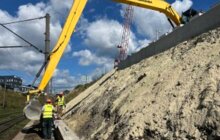 Фото 4: Шляхопровід на Рясне: розпочали влаштовувати конус зі сторони вул. Ковча