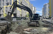 Фото 3: Реконструкція вул. Залізничної: на перехресті з вул. Ясною облаштовують кільцевий рух