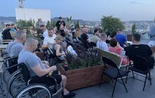 Фото 3: На терасі центру UNBROKEN відбувся другий кінопоказ для захисників