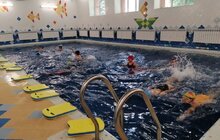 Фото 3: Під час літніх канікул 700 дітей Львівської громади вчились плавати у шкільних басейнах