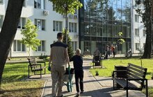 Фото 3: Більше сотні рослин висадили волонтери навколо Лікарні святого Луки
