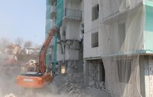 Фото 8: Демонтаж збудованої з порушеннями багатоповерхівки на вул. Личаківській, 259
