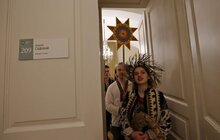 Фото 13: До мерії Львова завітав вертеп з Української академії лідерства