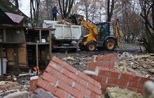 Фото 9: Понад 10 років без дозволів: на вулиці Коновальця демонтовують незаконні споруди