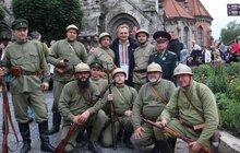 Фото 17: Андрій Садовий у Чорткові зустрівся з мером та взяв участь у відкритті реконструкції бою «Чортківська офензива»