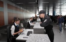 Фото 4: Військовослужбовці внутрішніх військ протестували аеропорт Львова