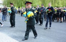 Фото 15: Урочисто відкрили стелу загиблим військовослужбовцям другої Галицької бригади Національної гвардії України