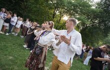 Фото 10: Понад 10 тисяч відвідувачів в Гаю та майже пів мільйона гривень для ЗСУ: як у Львові відзначили День молоді (відео)