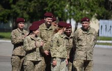Фото 25: У Львові привітали й відзначили військових 80-ї десантно-штурмової бригади, які повернулися з передової