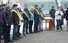 Фото 8: З нагоди відкриття ХХІІІ зимових Олімпійських Ігор у Львові підняли Державний прапор України