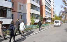 Фото 2: «14 будинків цього року забудуть, що таке затікання», - А. Садовий про ремонти дахів у будинках КЕВ Сихівського району