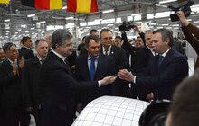 Фото 13: Завод електрообладнання і автозапчастин компанії «Fujikura» офіційно відкрили 