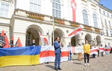 Фото 13: На пл. Ринок у Львові відкрили виставку «Рік спротиву: як по(в)стає Білорусь»