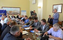 Фото 12: На засіданні Львівського РВ АМУ мери міст одностайно підтримали звернення щодо недоцільності винесення на розгляд ВРУ проекту закону, який передбачає контроль за органами місцевого самоврядування з боку обласних державних адміністрацій