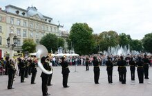 Фото 9: На площі перед Львівської оперою виступив військовий оркестр понтонно-мостового загону