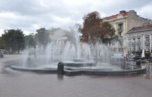 Фото 14: На площі перед Оперою облаштують «сухий» світломузичний фонтан