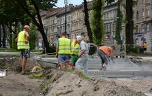 Фото 5: Ремонтні роботи біля Львівського цирку стартували.