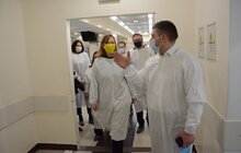 Фото 5: Крістіна Квін ознайомилась з роботою медичного об’єднання невідкладної допомоги у Львові