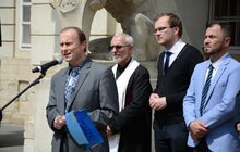 Фото 29: Львів вшановує 75-ту річницю депортації кримських татар