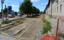 Фото 1: На вул. Чернівецькій розпочинають встановлювати плити під трамвайні рейки