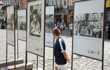 Фото 11: На площі Ринок відкрили фотовиставку, присвячену 30-літтю ІІІ відродження УАПЦ