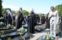 Фото 13: У Львові вшанували спочилих захисників України та помолились на могилі Патріарха Димитрія