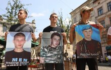 Фото 2: Восени у Львові планують відкрити фотовиставку, присвячену зниклим безвісти людям