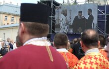Фото 49: У Львові тисячі вірян попрощались з Блаженнішим Любомиром Гузаром