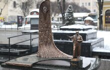 Фото 7: Наступним у бронзі в міні-макеті буде відображений Оперний театр