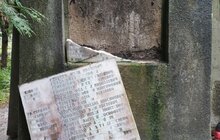 Фото 3: У Брюховичах демонтували радянського «Воїна»