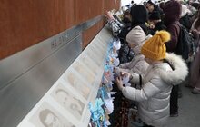 Фото 1: У Львові сотнями паперових ангелів вшанували пам’ять Героїв Небесної Сотні (фото/відео)